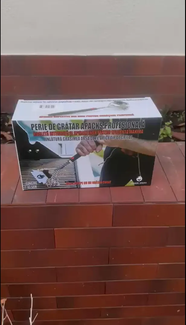 Cum se curăță grătarul cu peria APACKS